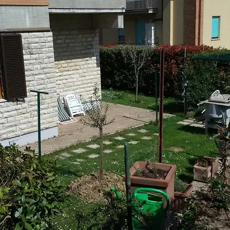 Casa Aralia Con Giardino Appartamento